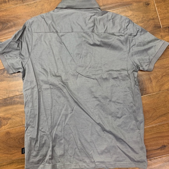 Men’s Hugo Boss short sleeve shirt (Brand New) - Picture 2 of 6